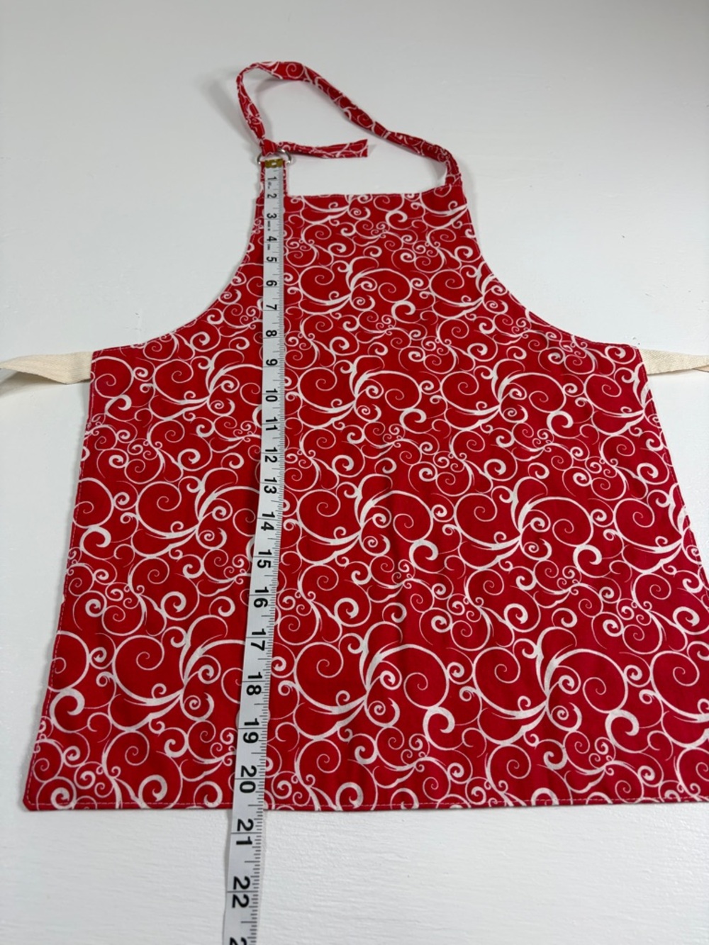 Handmade child’s apron for cooking or baking - Picture 4 of 7